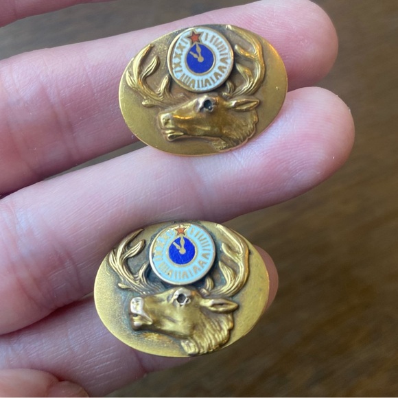 Other - Vintage Gold Tone Elk Lodge Cufflinks